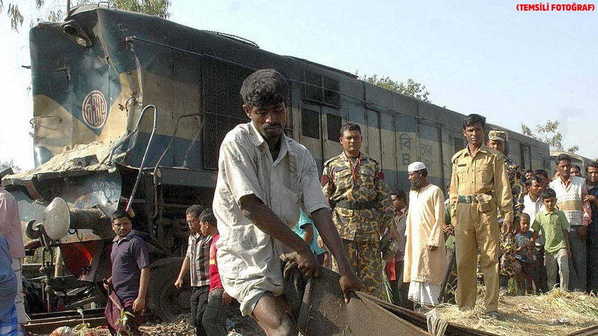 Bangladeş'te tren faciası!.. Çok sayıda ölen var!