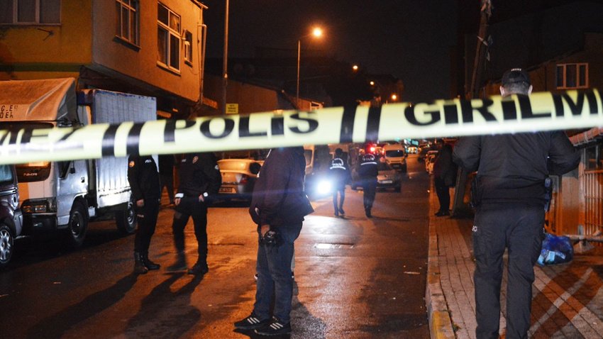 Sarıyer’de öfkeli grup husumetli olduğu kişilere kurşun yağdırdı
