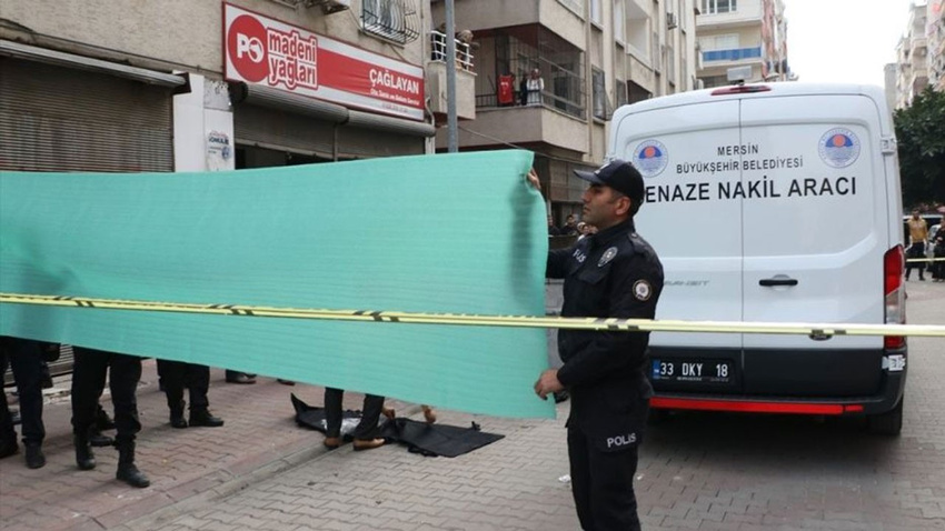 Çöp konteynerinde bebek cesedi bulundu
