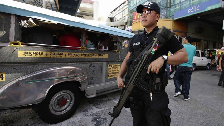 Filipinler'de üniversite kampüsünde el bombası patladı: 2 ölü