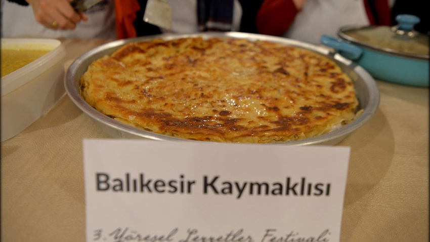Balıkesir yöresel lezzetler festivaline büyük ilgi