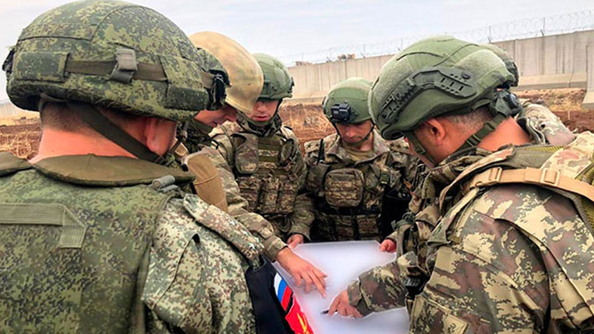 Fırat'ın doğusunda 12'nci kara devriyesi tamamlandı