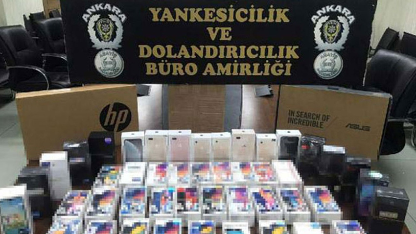 'Reset' çetesine, 'format' operasyonu