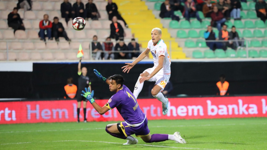 Alanyaspor gol yağdırdı