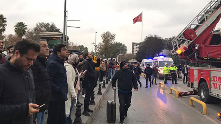İstanbul Vergi Dairesi'nin çatısında intihar girişimi