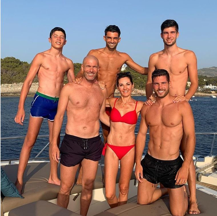 Ünlü futbolcu tatilde İstanbul'u tercih etti - Sayfa 4