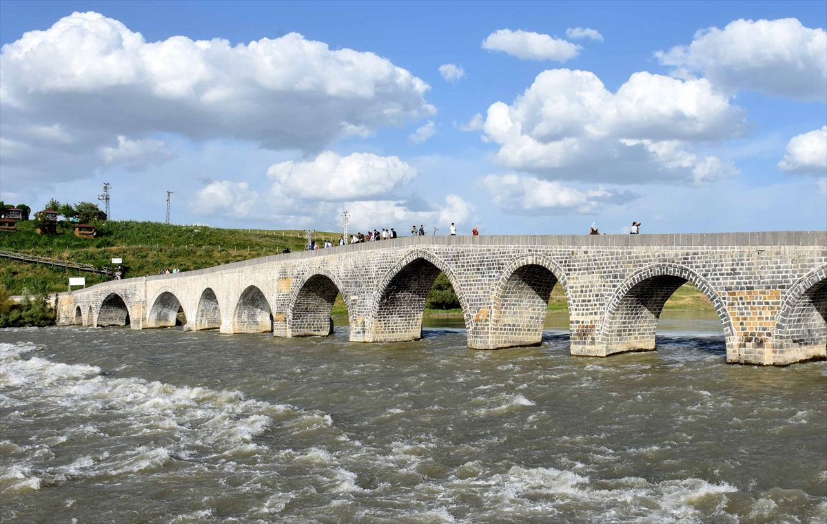 Tarihi Murat Köprüsü turizme açılıyor - Sayfa 1