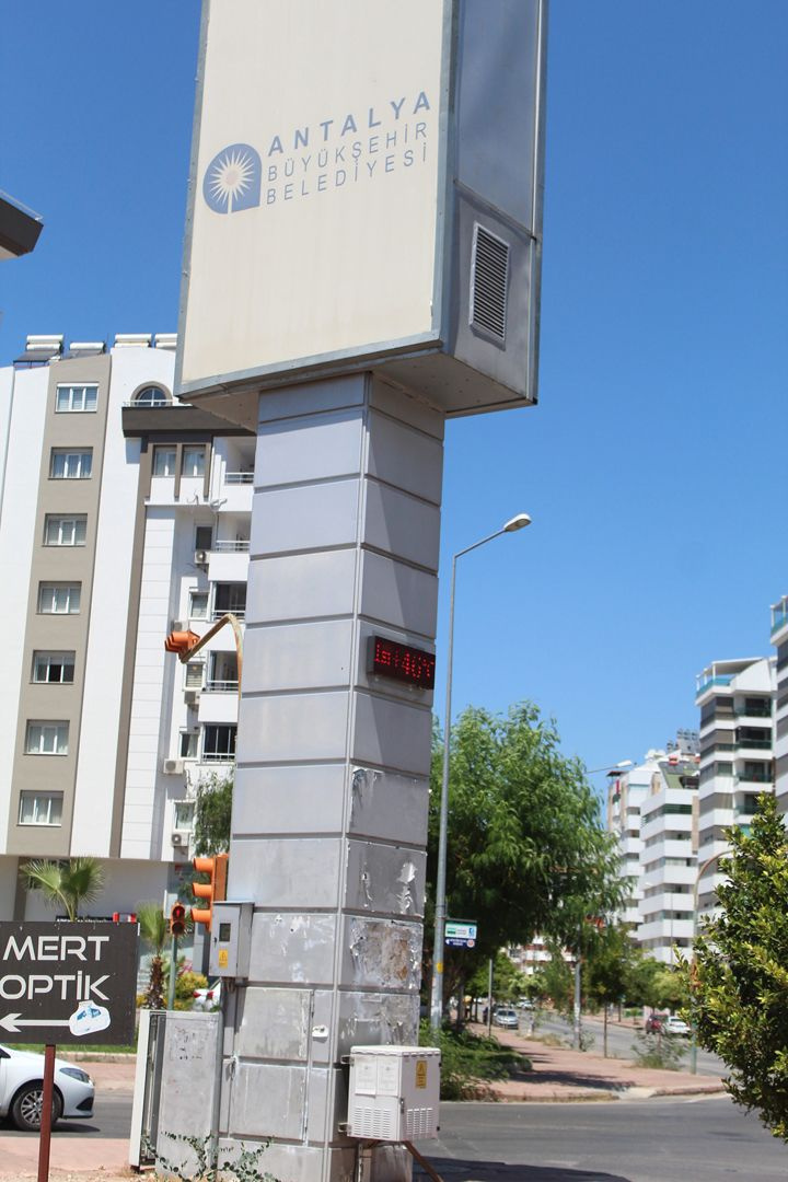 Arızalı değil gerçek!.. Kentte in cin top oynuyor! - Sayfa 2