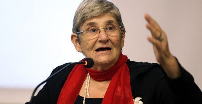 Canan Karatay: Çocuklara sakın yedirmeyin, vücutta zehre dönüşüyor - Sayfa 1
