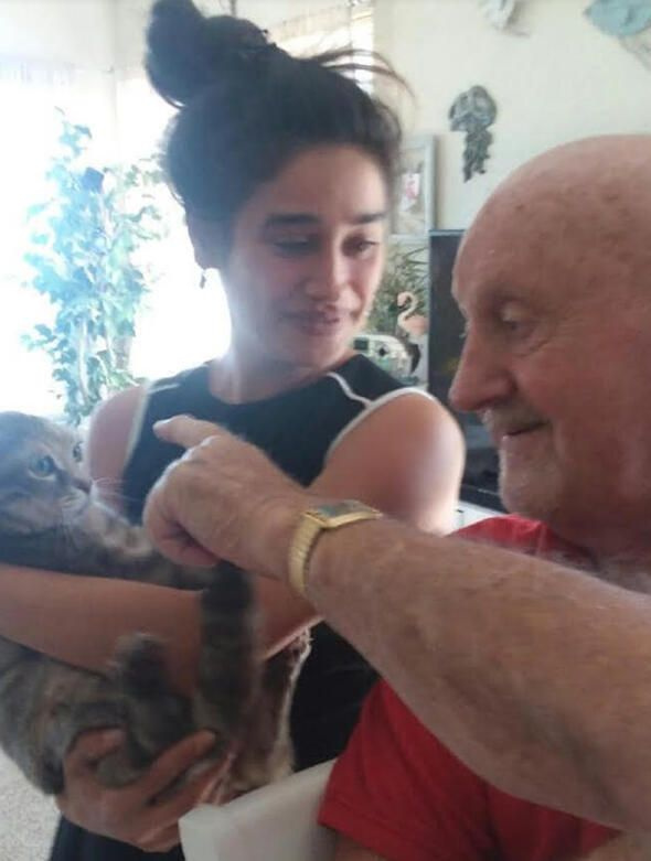 Dizinin çocuk gelini, gerçek hayatta kendinden 48 yaş büyük biriyle evlendi! - Sayfa 2