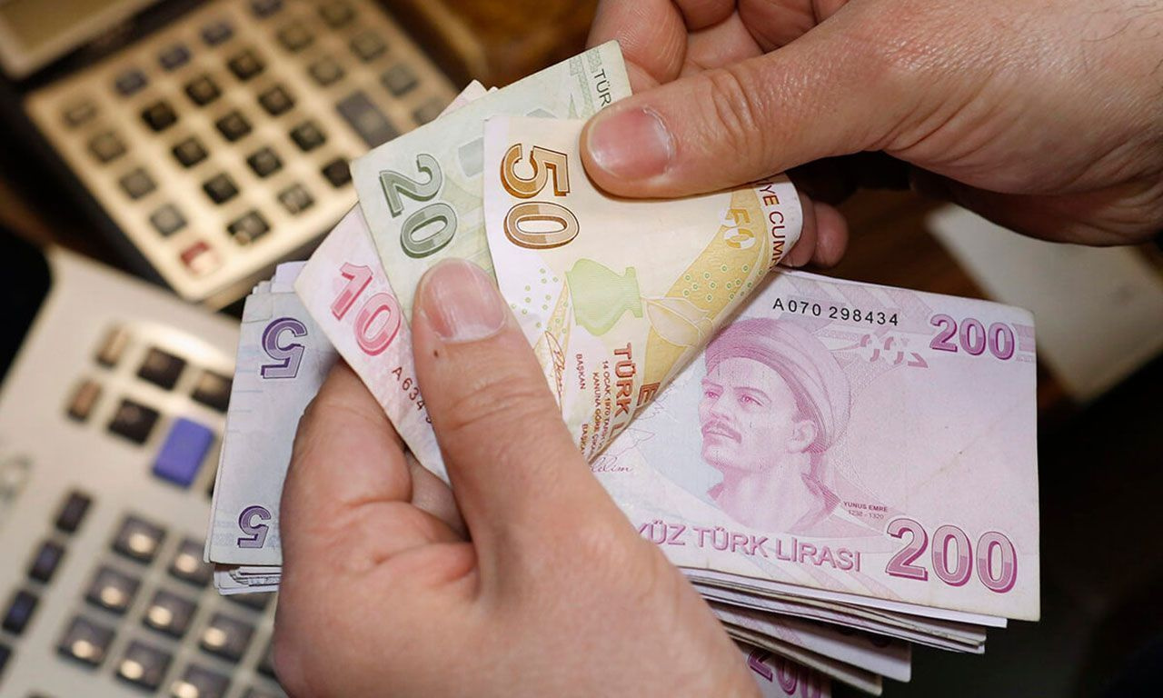 Milyonlarca memur ve memur emeklisini ilgilendiriyor... Ocak zammı ne kadar olacak? İşte tüm detaylar... - Sayfa 1