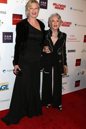 Melanie Griffith son pozuyla gündemde: 62 yaşındayım ve son halim böyle! - Sayfa 4