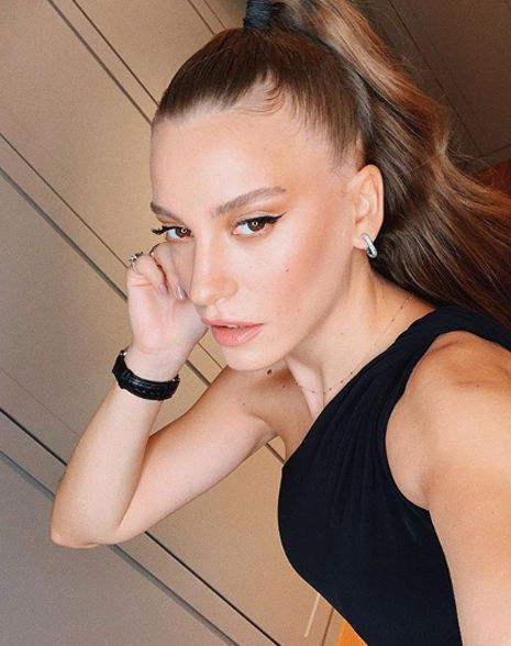 Serenay Sarıkaya'dan o isimlere 100 bin TL'lik dava! - Sayfa 1