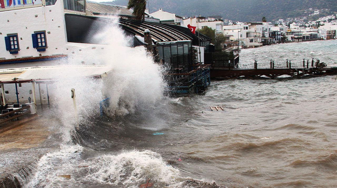 Fırtına Bodrum'da kabus oldu - Sayfa 4