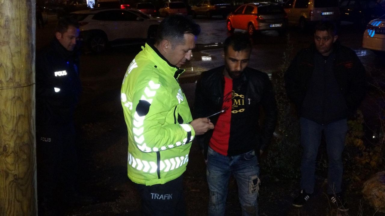 Su kanalında altınlarını aradı - Sayfa 3
