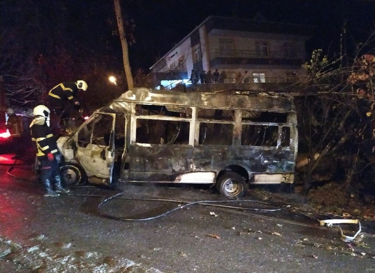 Öğrenciler ölümden son anda kurtuldular - Sayfa 1
