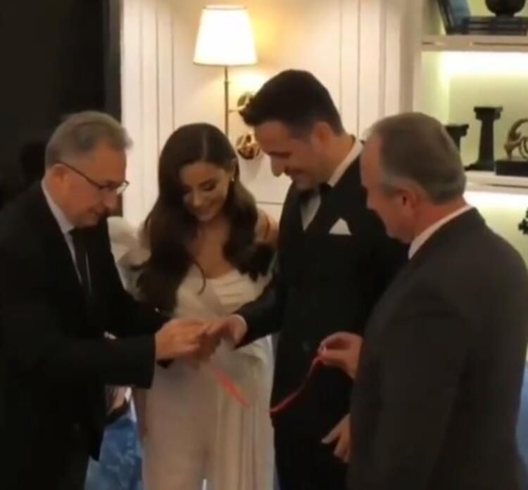 Ünlü popçu evliliğe ilk adımını attı! - Sayfa 3