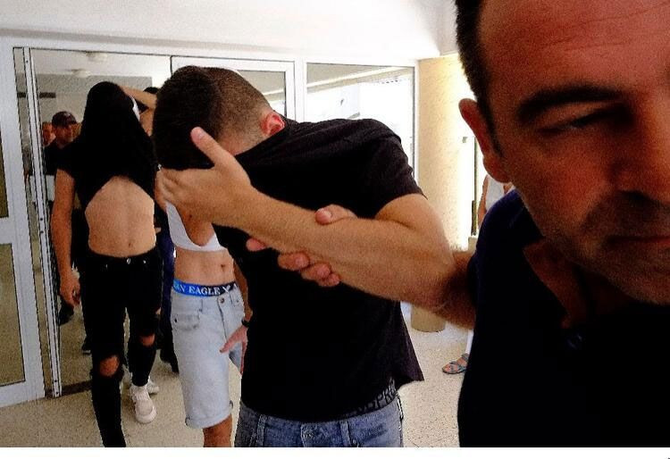 Dünyayı sarsan toplu tecavüz davası skandalla bitti! - Sayfa 16