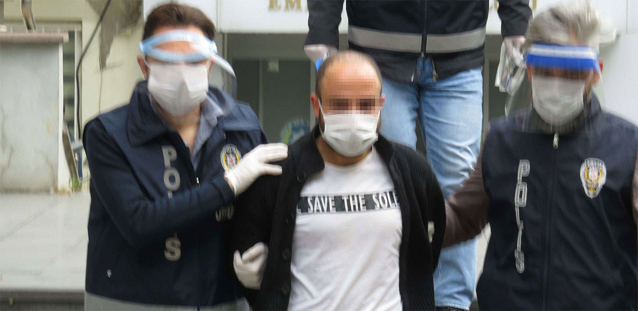 Kilisenin kapısındaki haçı kıran Mazlum D., adli kontrol şartıyla serbest bırakıldı.