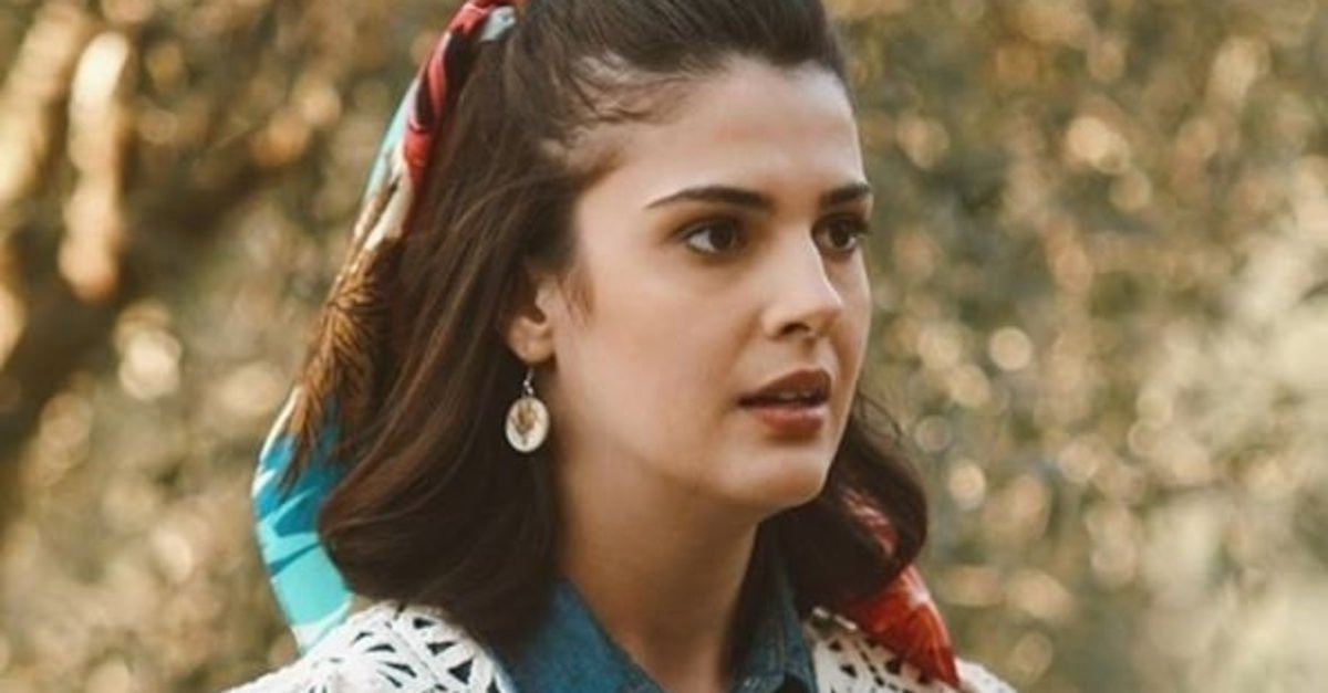 Tuba Büyüküstün ve Engin Akyürek�in oynadığı Sefirin Kızı’nda Zehra