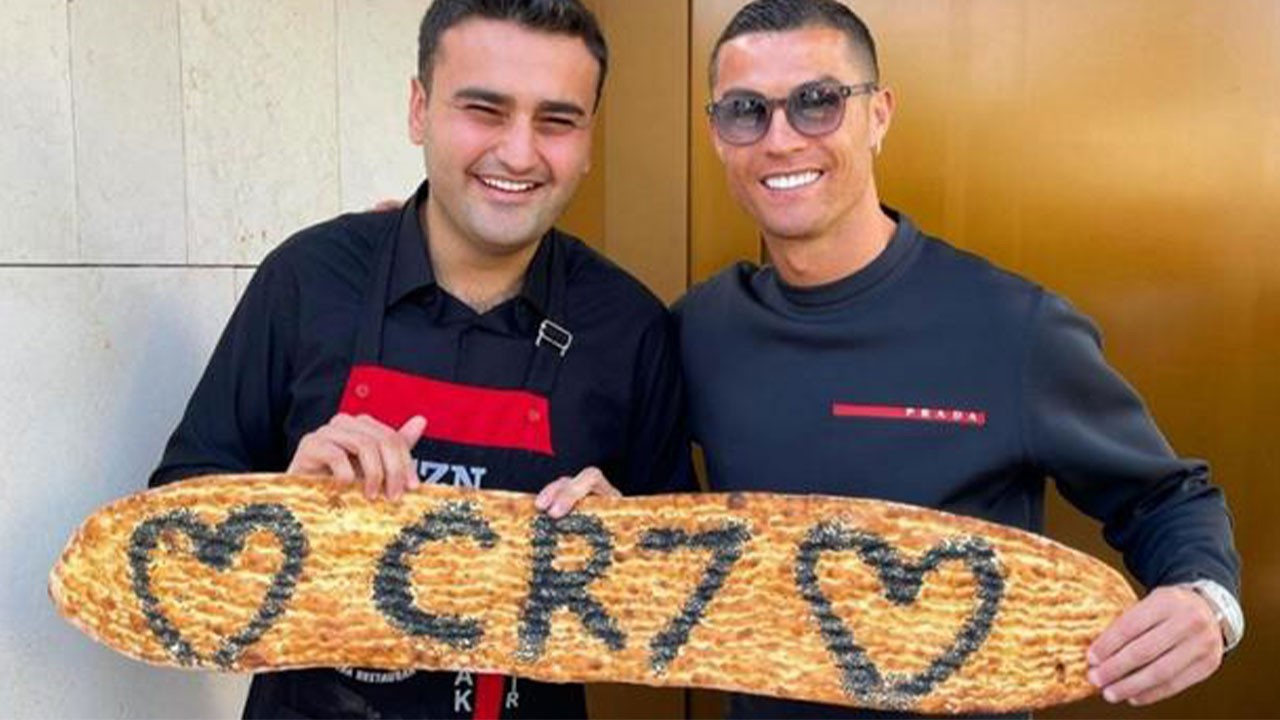 CZN Burak, Ronaldo'nun teklifini açıkladı