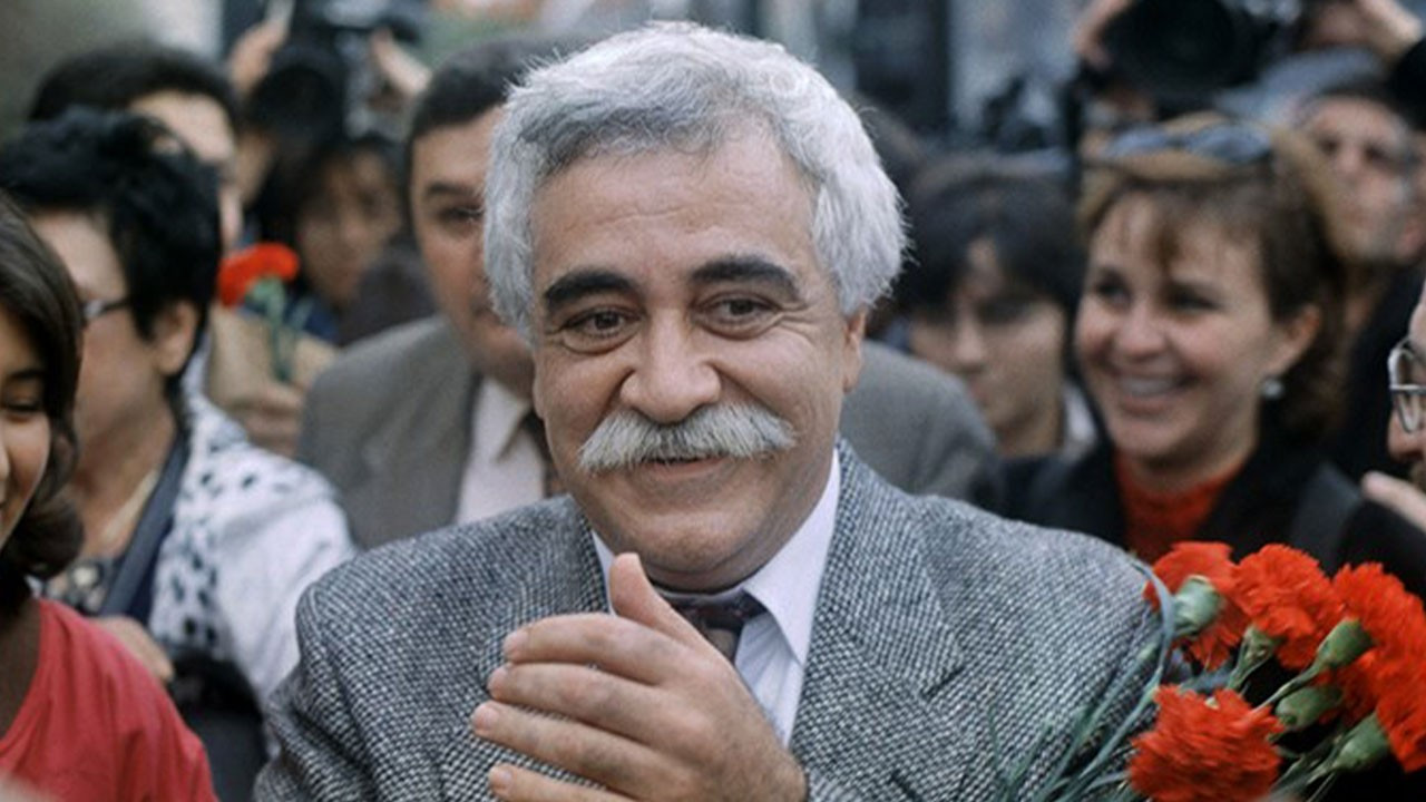 Levent Kirca Kimdir Nereli Levent Kirca Neden Oldu Kac Yasinda Oldu Levent Kirca Biyografisi Levent Kirca Kimdir Nereli Levent Kirca Neden Oldu Kac Yasinda Oldu Levent Kirca Biyografisi