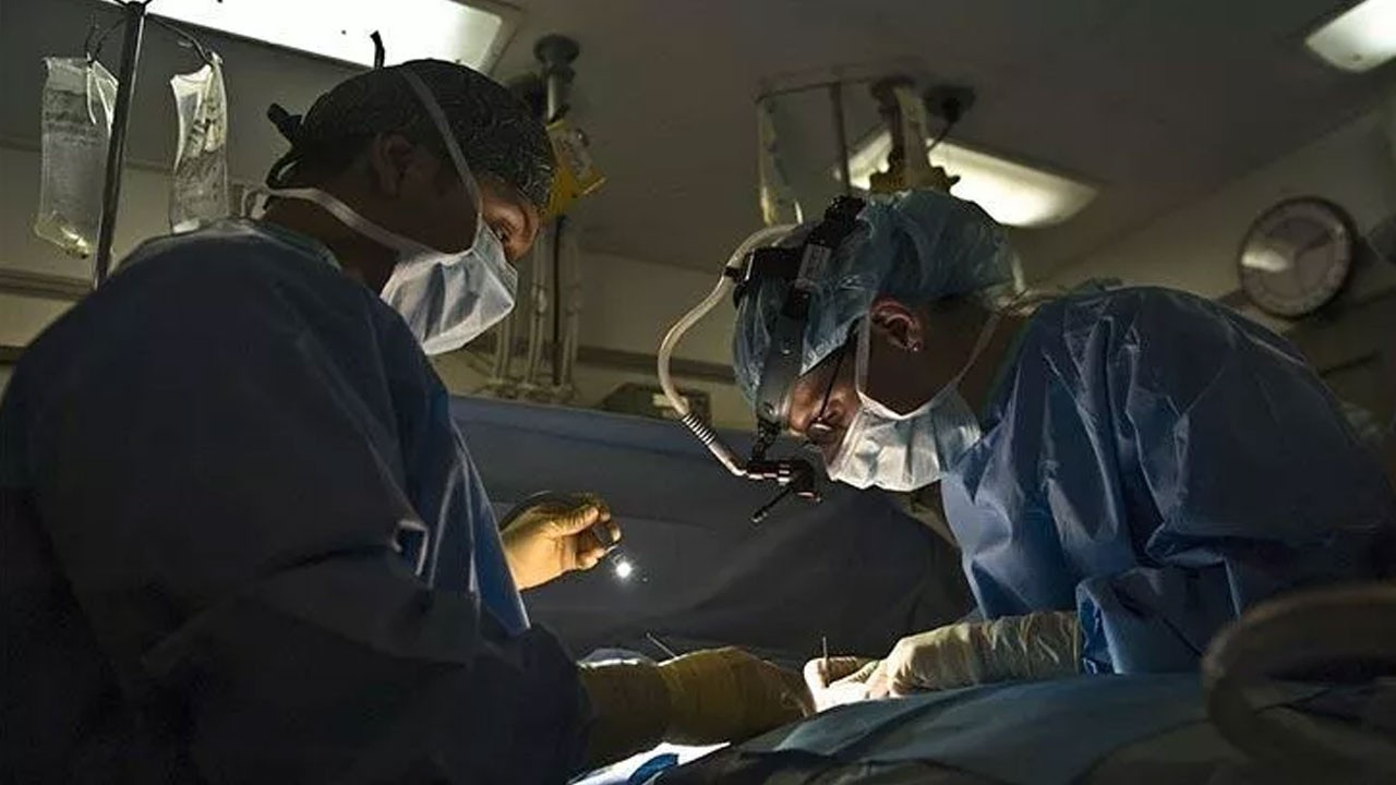 Hastaya nakledilecek akciğer drone ile taşındı