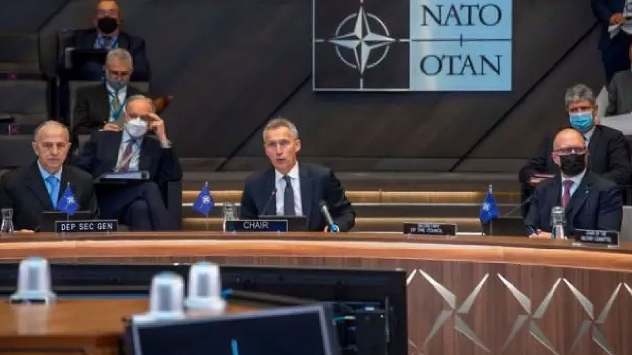 NATO Dışişleri Bakanları olağanüstü toplandı