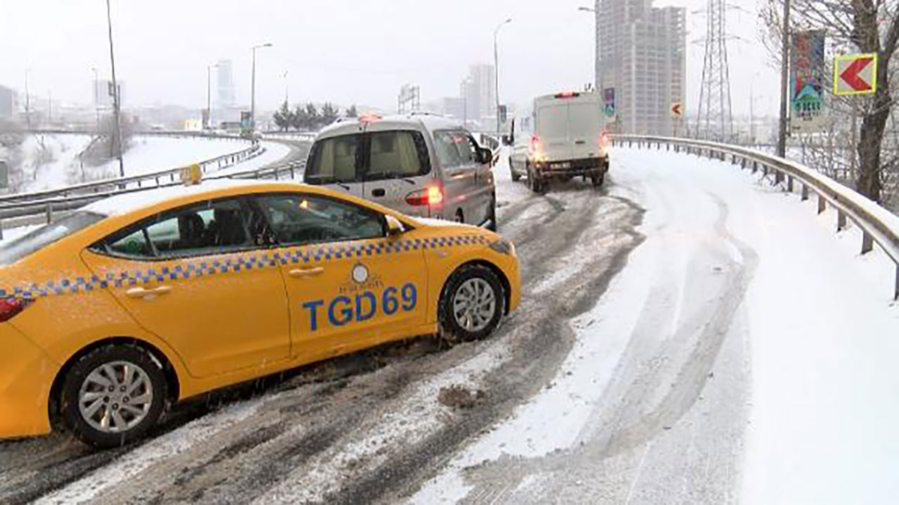 İzlanda'dan beter! Gün gün İstanbul'da kar durumu