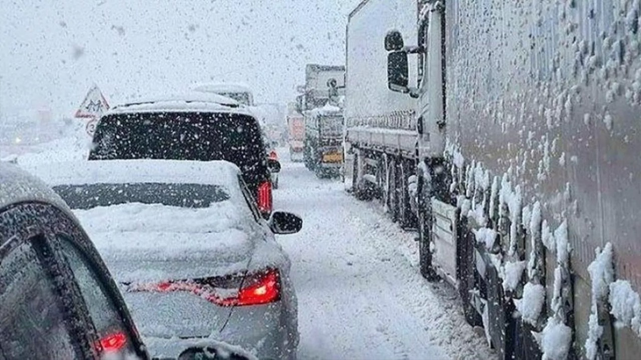 27 Ocak Perşembe yol durumu! 27 Ocak Perşembe günü hani yollar açık? İstanbul'da hangi yollar kapalı 27 Ocak