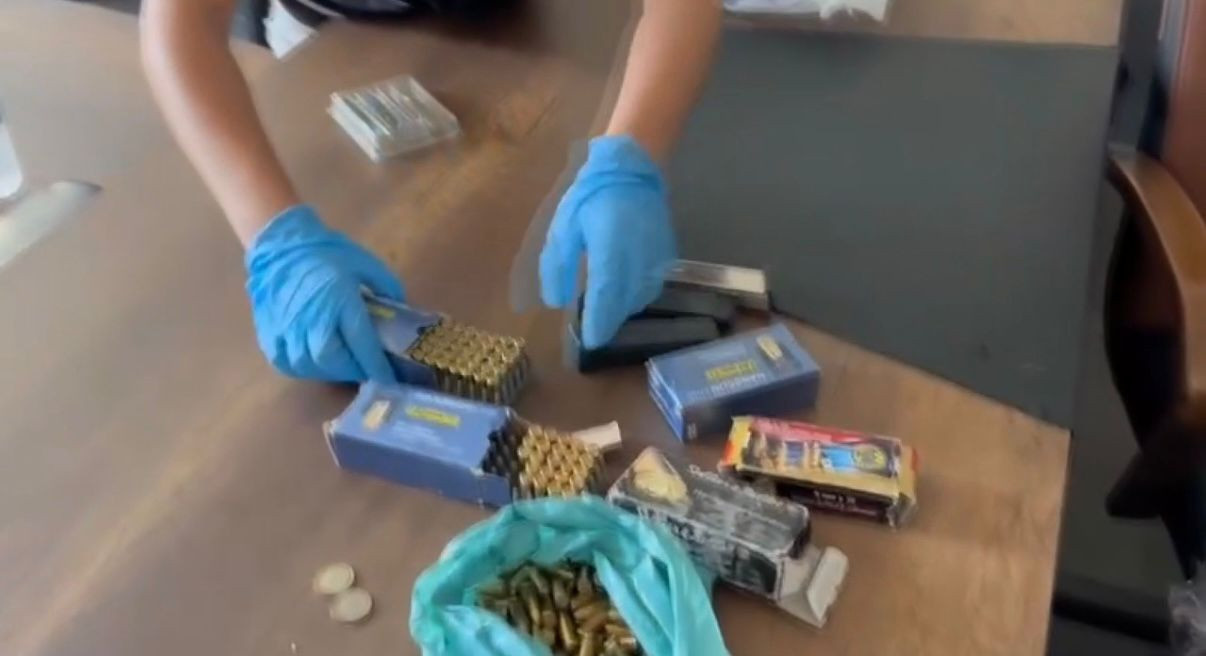 İstanbul'da kümesten cephane çıktı! - Resim : 3