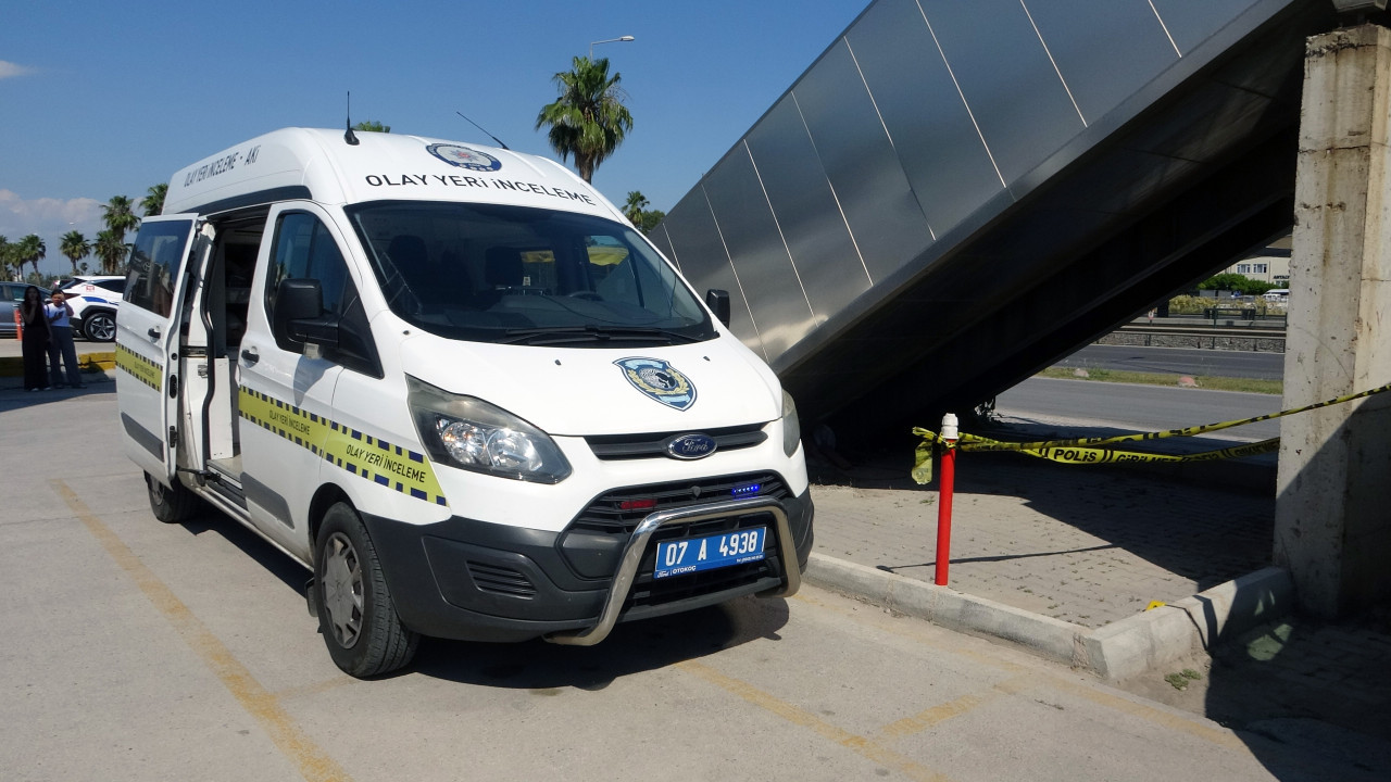 İstanbul’dan sonra Antalya: Otokoç’a yeni silahlı saldırı: Kaçış anları ortaya çıktı - Resim : 5