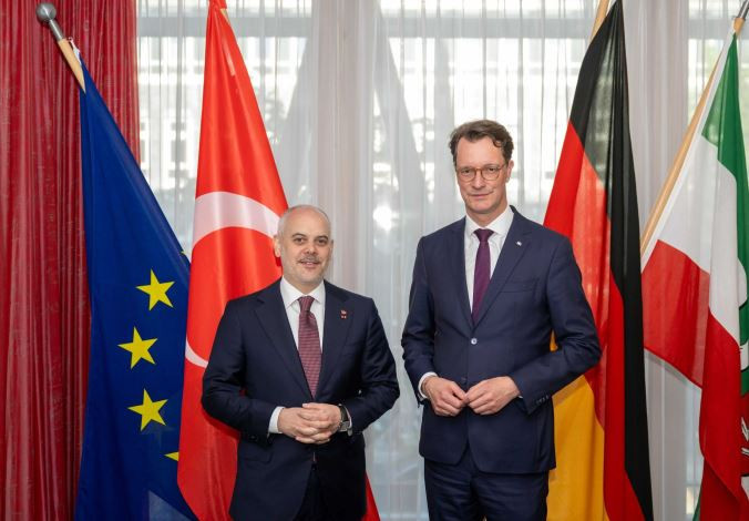 Cumhurbaşkanı Dış Politika ve Güvenlik Başdanışmanı Kılıç Almanya'da! Berlin’de Türkiye-AB ve NATO mesajı - Resim : 2